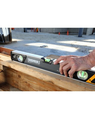 24-in Lighted Magnetic Box Level  - 16